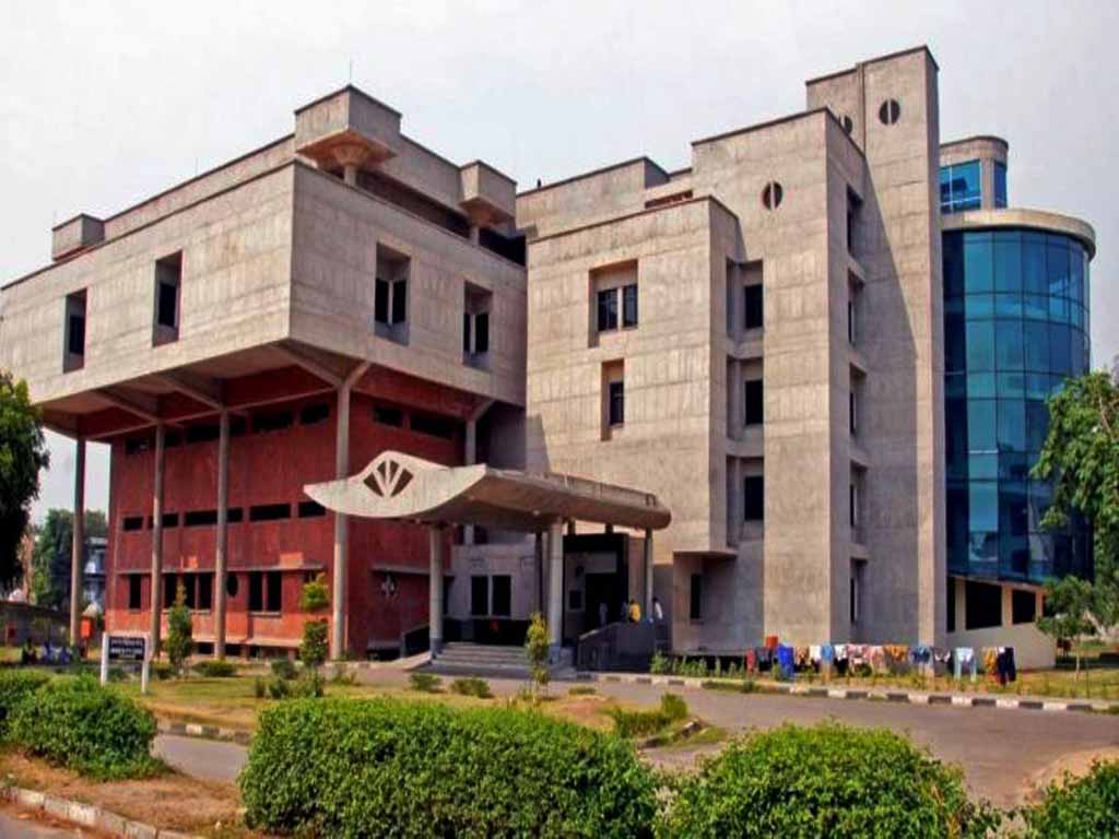 Post Graduate Institute of Medical Education and Research